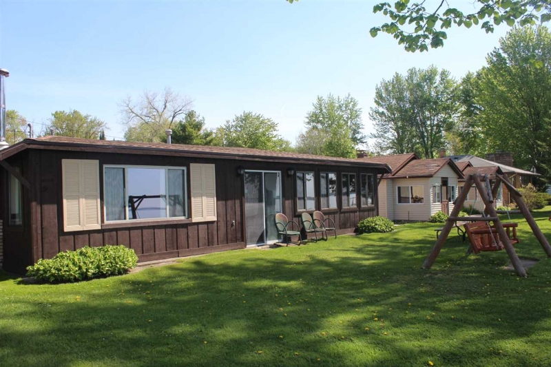Cabin 3 - open year round